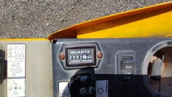 BOBCAT E14 / 1,3 T – Image 15