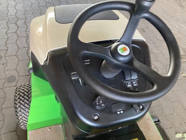 Tracteur tondeuse Etesia HYDRO 100 MK 124 neuf – Image 4