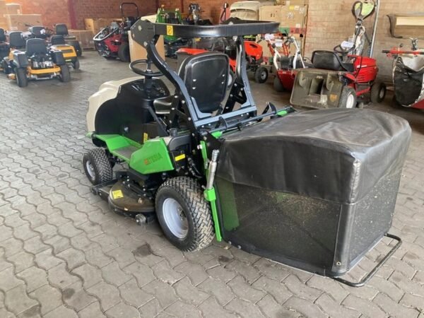 Tracteur tondeuse Etesia HYDRO 100 MK 124 neuf – Image 7