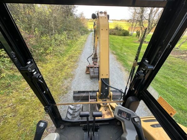 Cat 302.5C + 4 GODETS ET INCLINABLE – Image 5