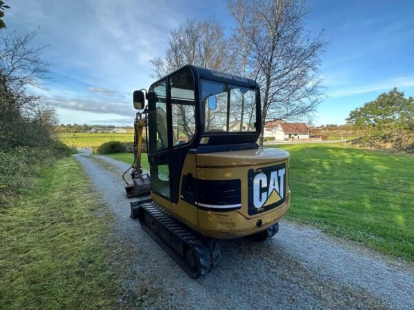 Cat 302.5C + 4 GODETS ET INCLINABLE – Image 7