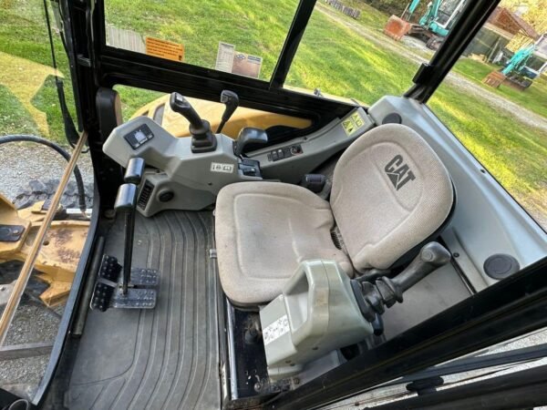 Cat 302.5C + 4 GODETS ET INCLINABLE – Image 21