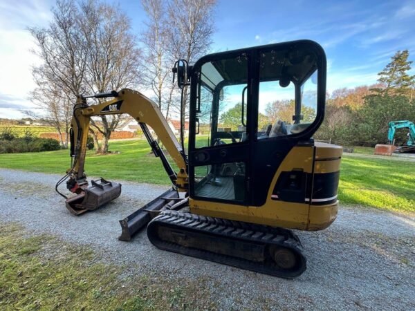 Cat 302.5C + 4 GODETS ET INCLINABLE – Image 26