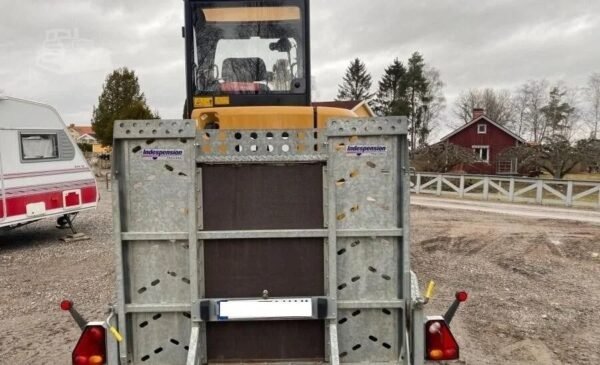 CATERPILLAR 302.7D + Marteau piqueur + Remorque + 4 Godets – Image 15