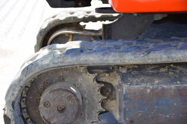 2015 Kubota U 27-4 + 3 Godets et Attache rapide – Image 20