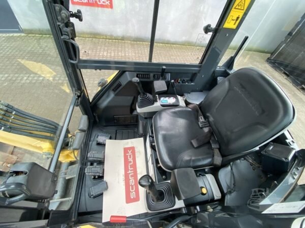 KOMATSU PC20MR-2 – Image 3