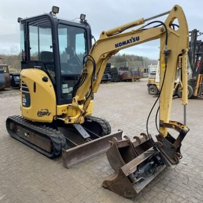 KOMATSU PC20MR-2