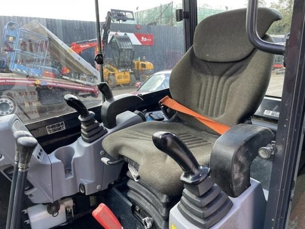 KUBOTA KX027-4  + Remorque 3,5t + 3 GODETS – Image 3